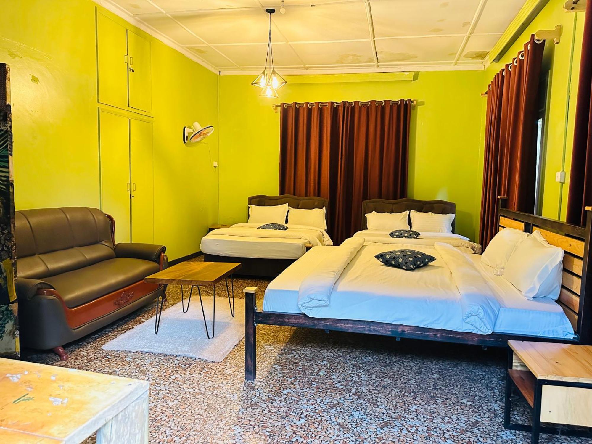 Afro Smile Hotel & Guest House 진자 외부 사진